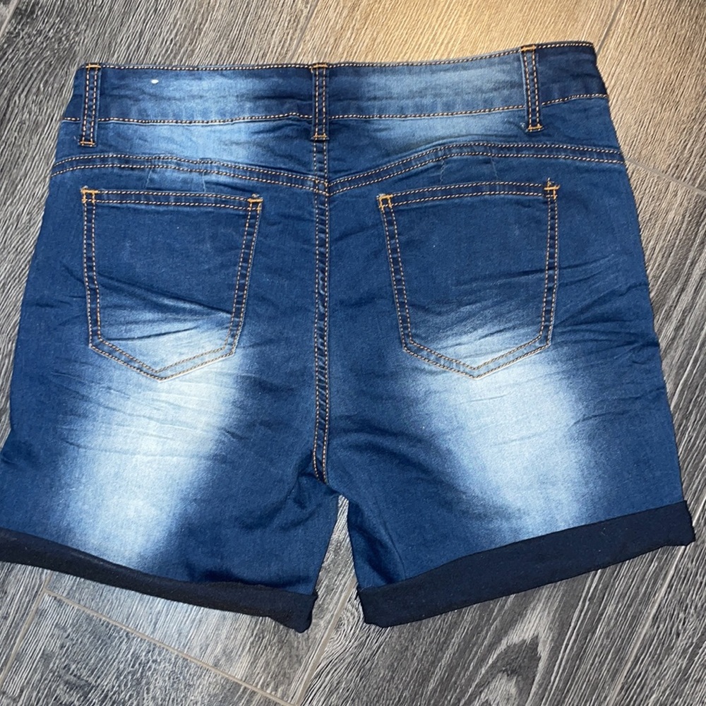 Jean Shorts - Picture 2 of 6